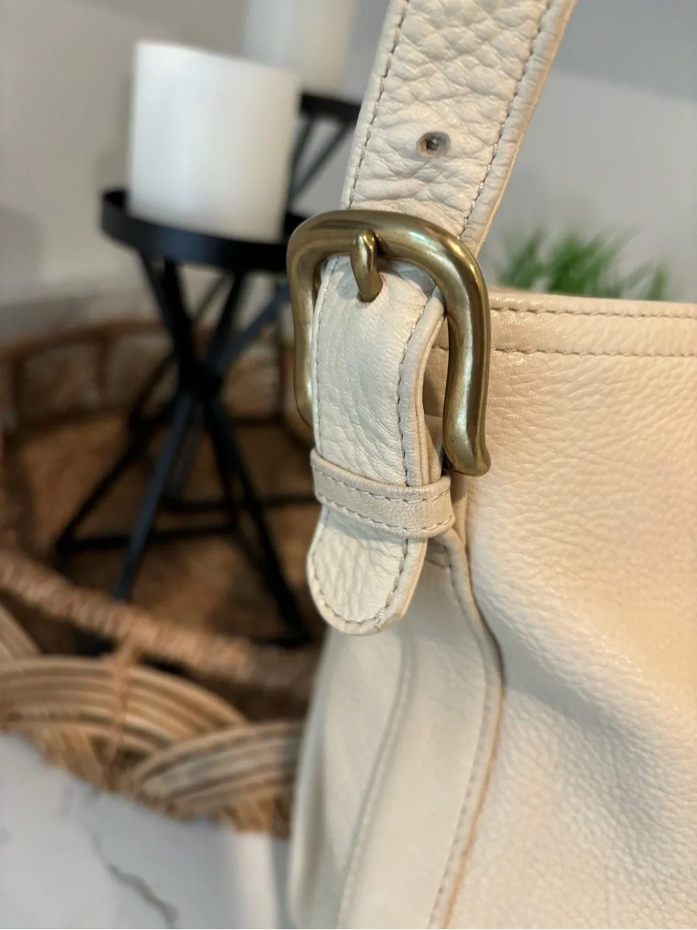 Fossil Vintage 1990’s Pebbled Leather Organizer Crossbody Light Beige 75082